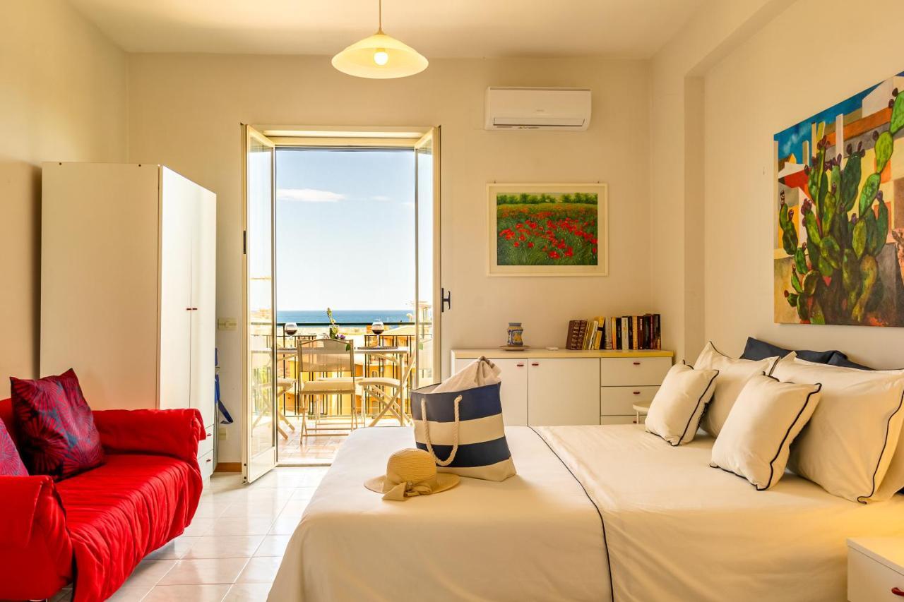 La Casa Di Stefe Apartamento Giardini Naxos Exterior foto